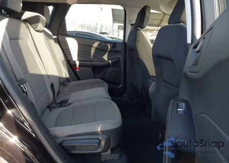 2022 Ford Escape Se z USA, uszkodzony, nr VIN 1FMCU0G6XNUB56621